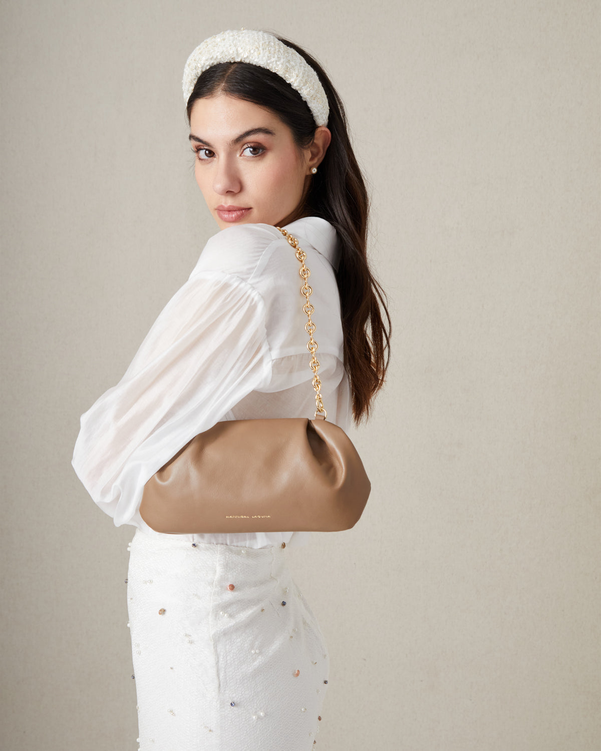 BOLSO PEQUEÑO CADENA DORADA