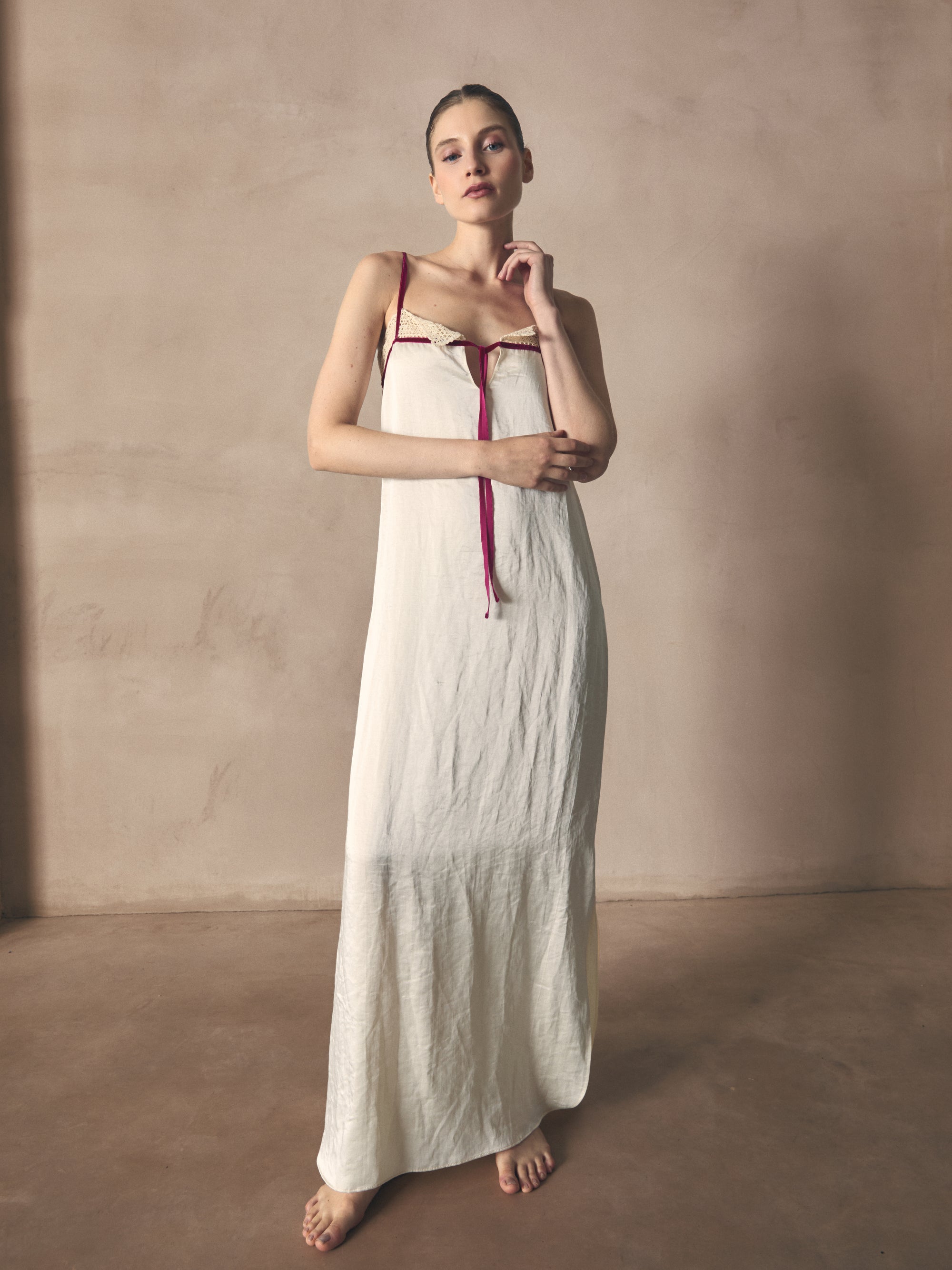CAMISÓN PUNTILLA ENCAJE
