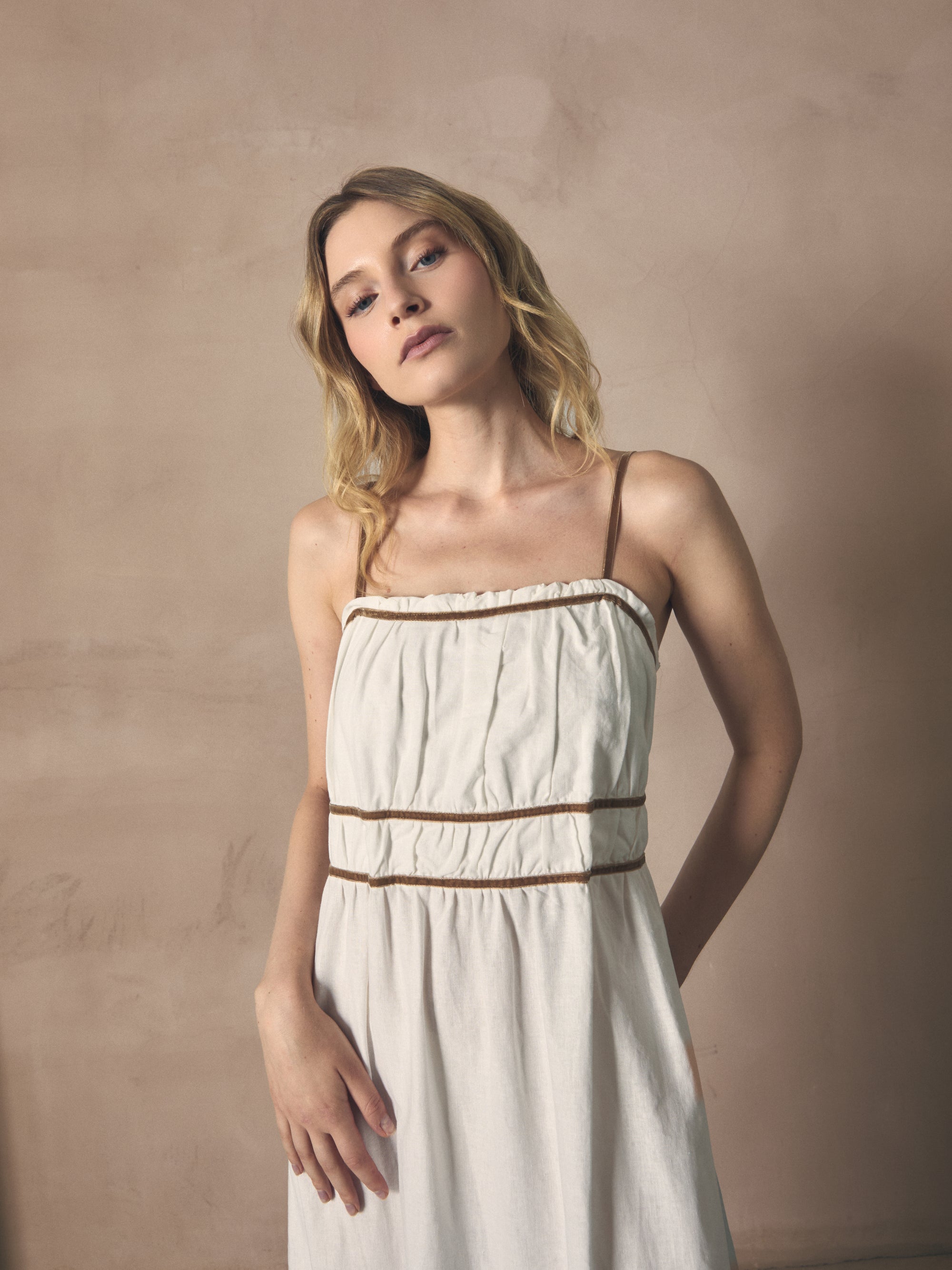 CAMISÓN FRUNCES