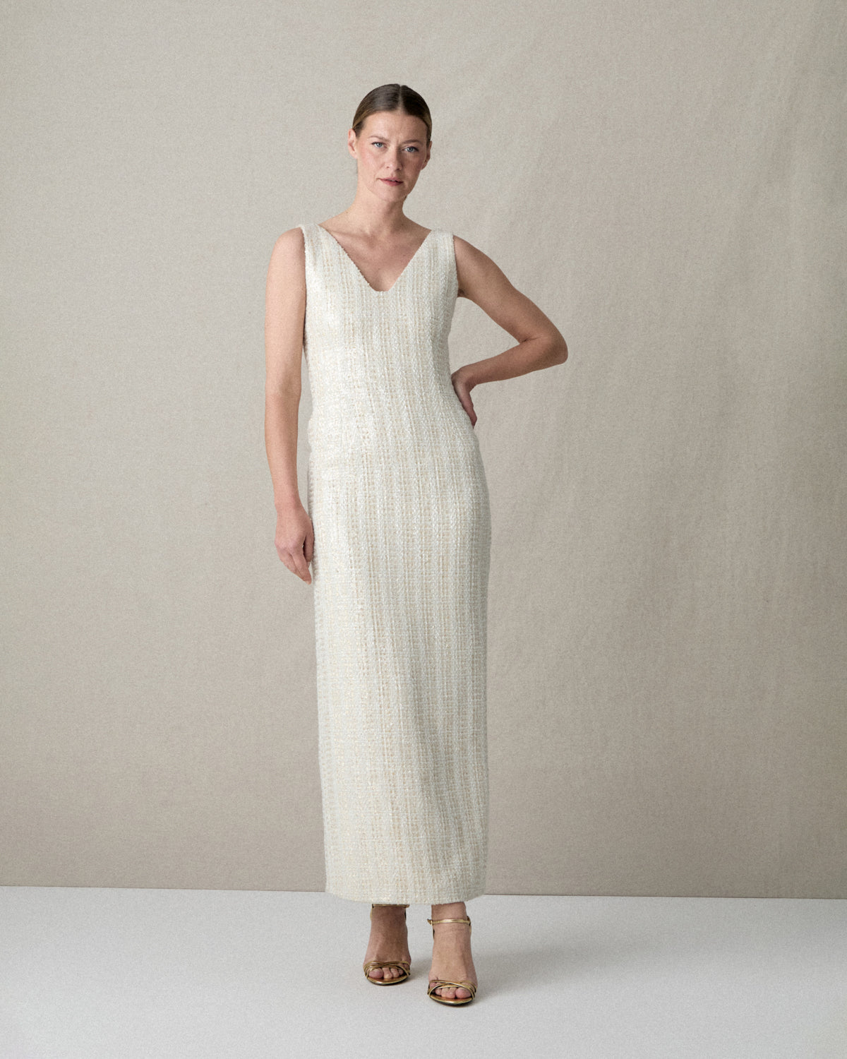 VESTIDO TWEED TIRANTES