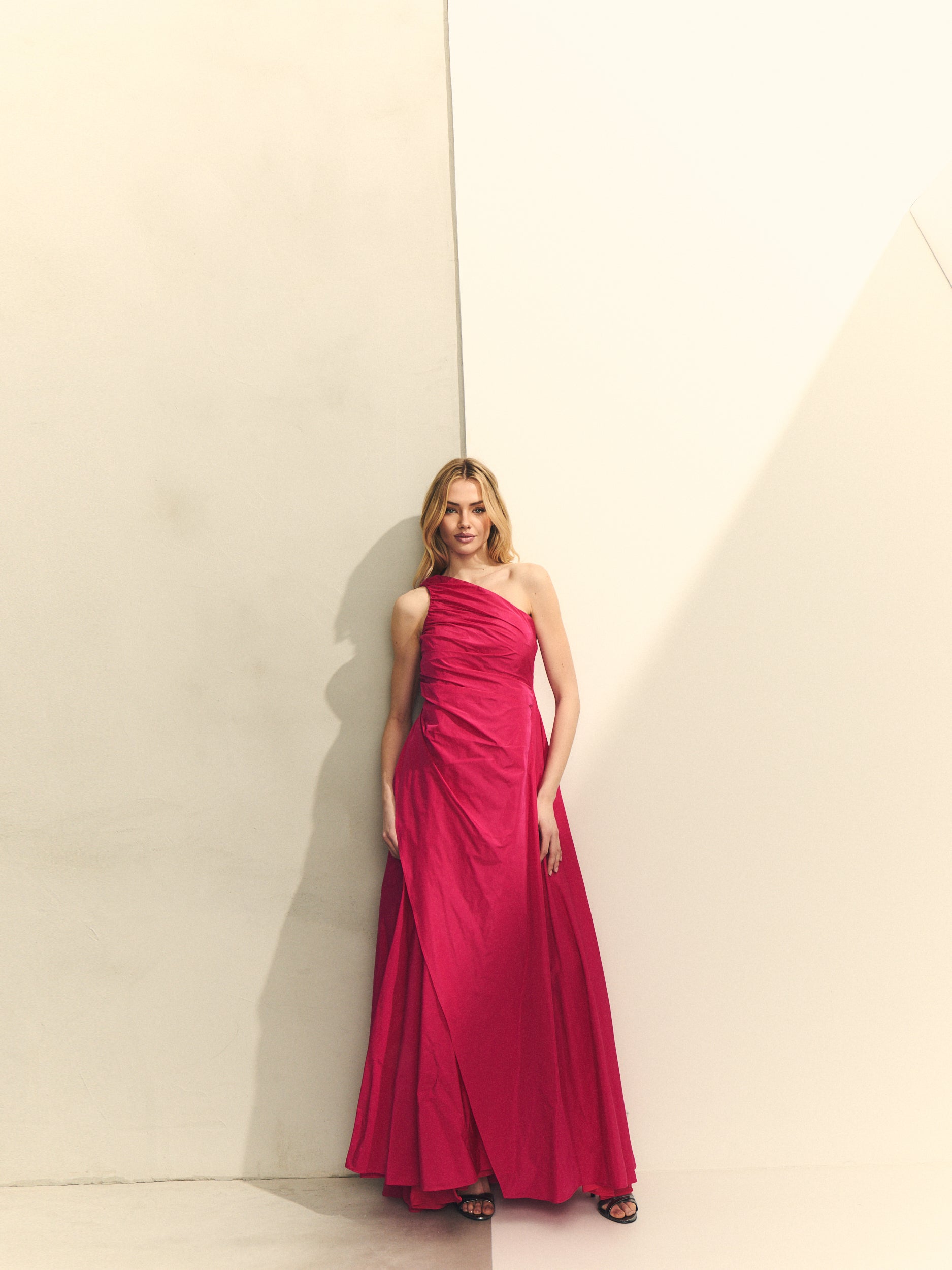 VESTIDO AILEEN FUCSIA